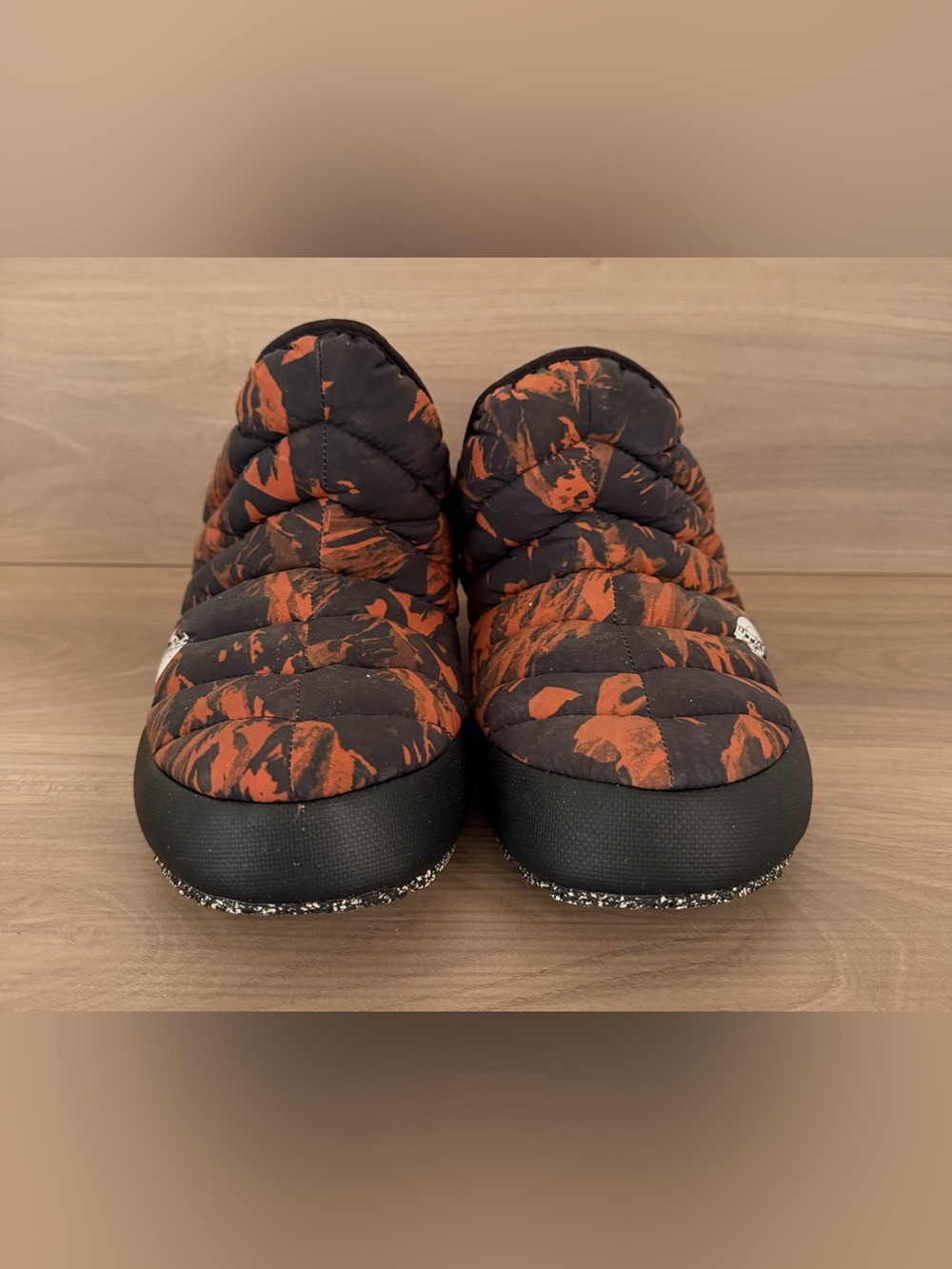 The North Face Thermoball Traction Bootie Slipper Shoe Brown Black Men's Size 9 - Picture 2 of 8